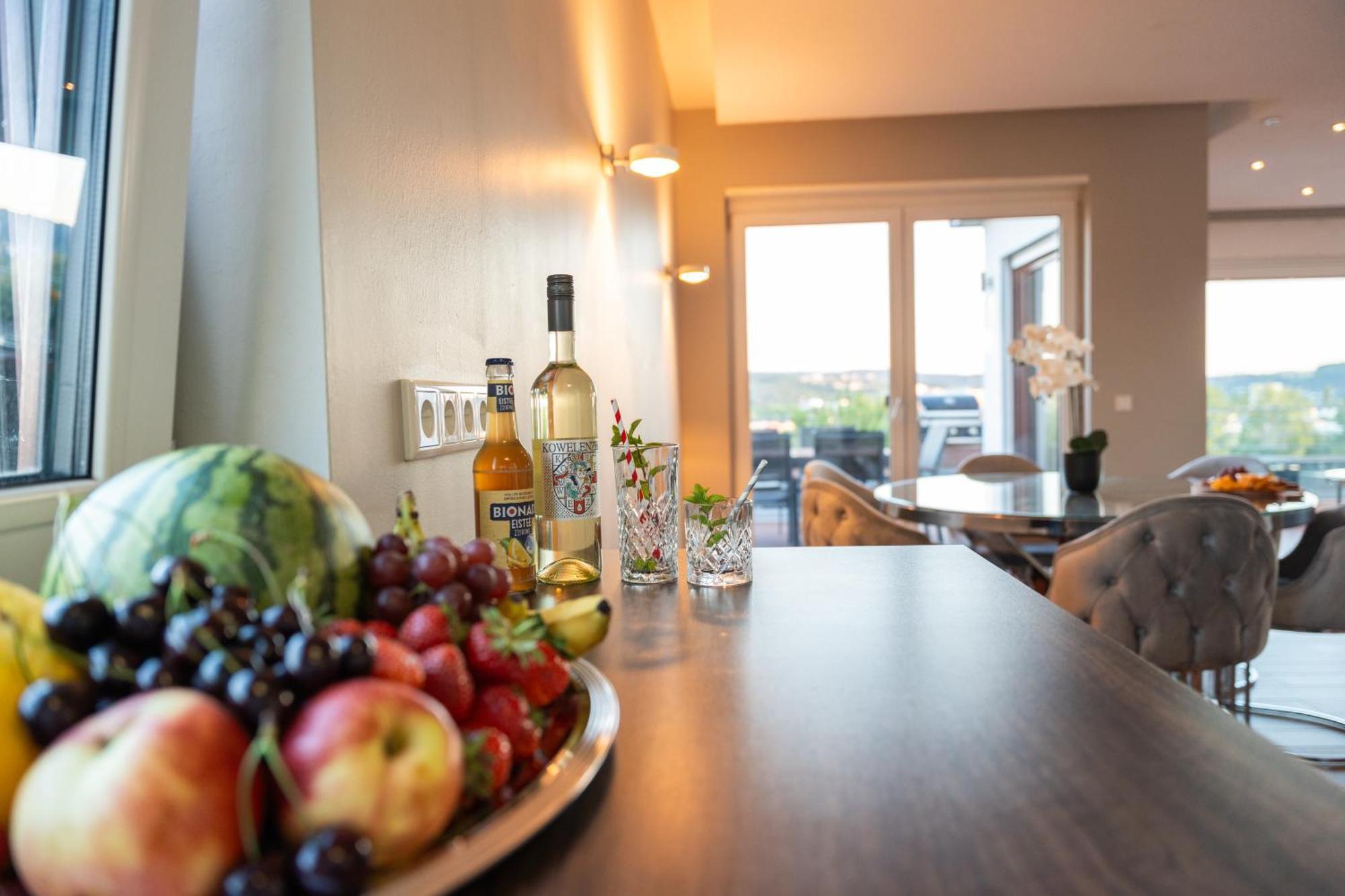 Penthouse Wohnung Mit Schoenem Moselblick In Metternich Coblence Extérieur photo