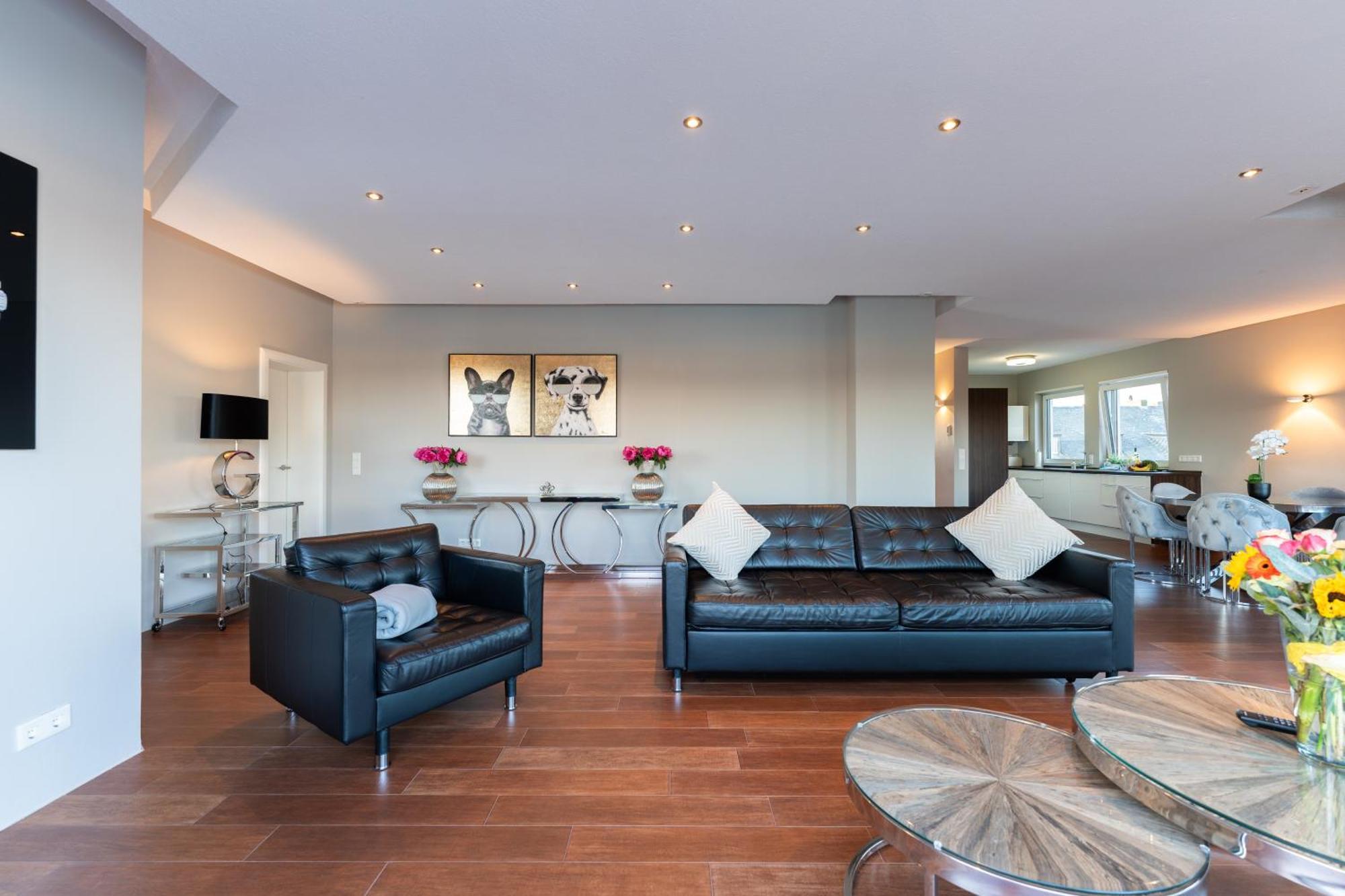 Penthouse Wohnung Mit Schoenem Moselblick In Metternich Coblence Extérieur photo