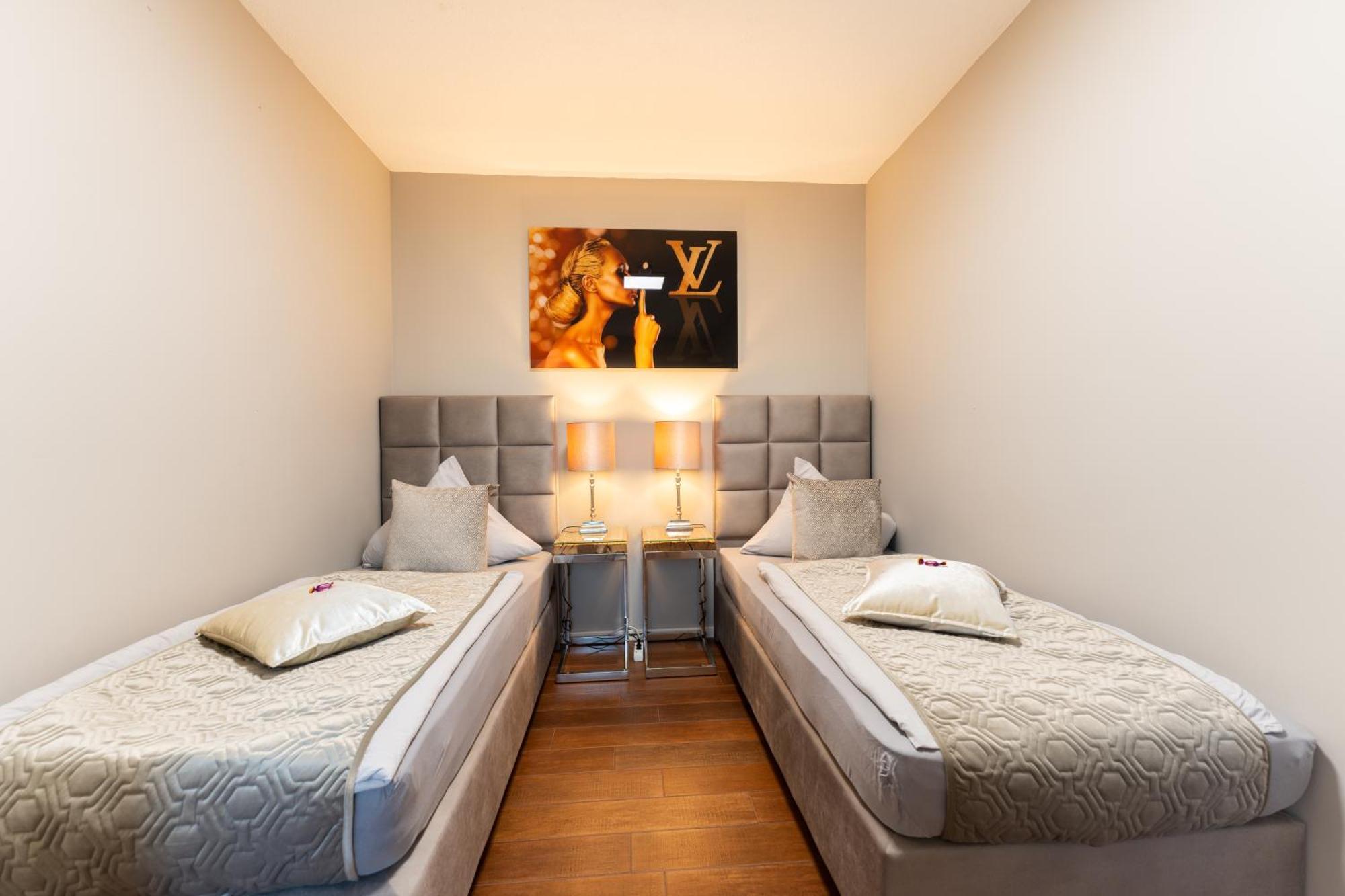 Penthouse Wohnung Mit Schoenem Moselblick In Metternich Coblence Extérieur photo