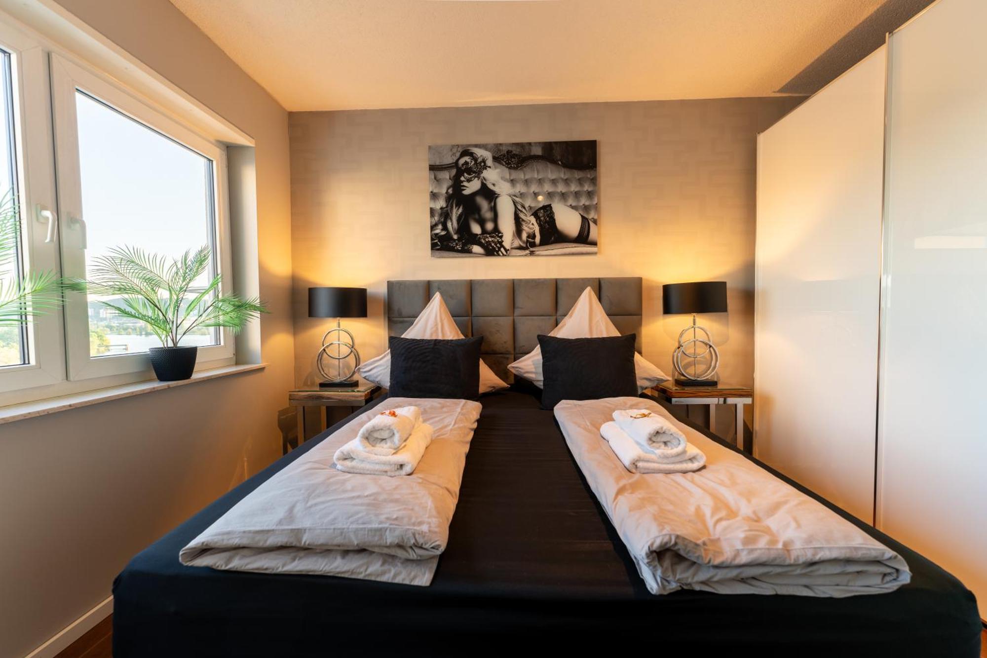 Penthouse Wohnung Mit Schoenem Moselblick In Metternich Coblence Extérieur photo